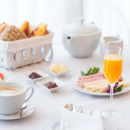 Bed & Breakfast Art Senses | & 3*